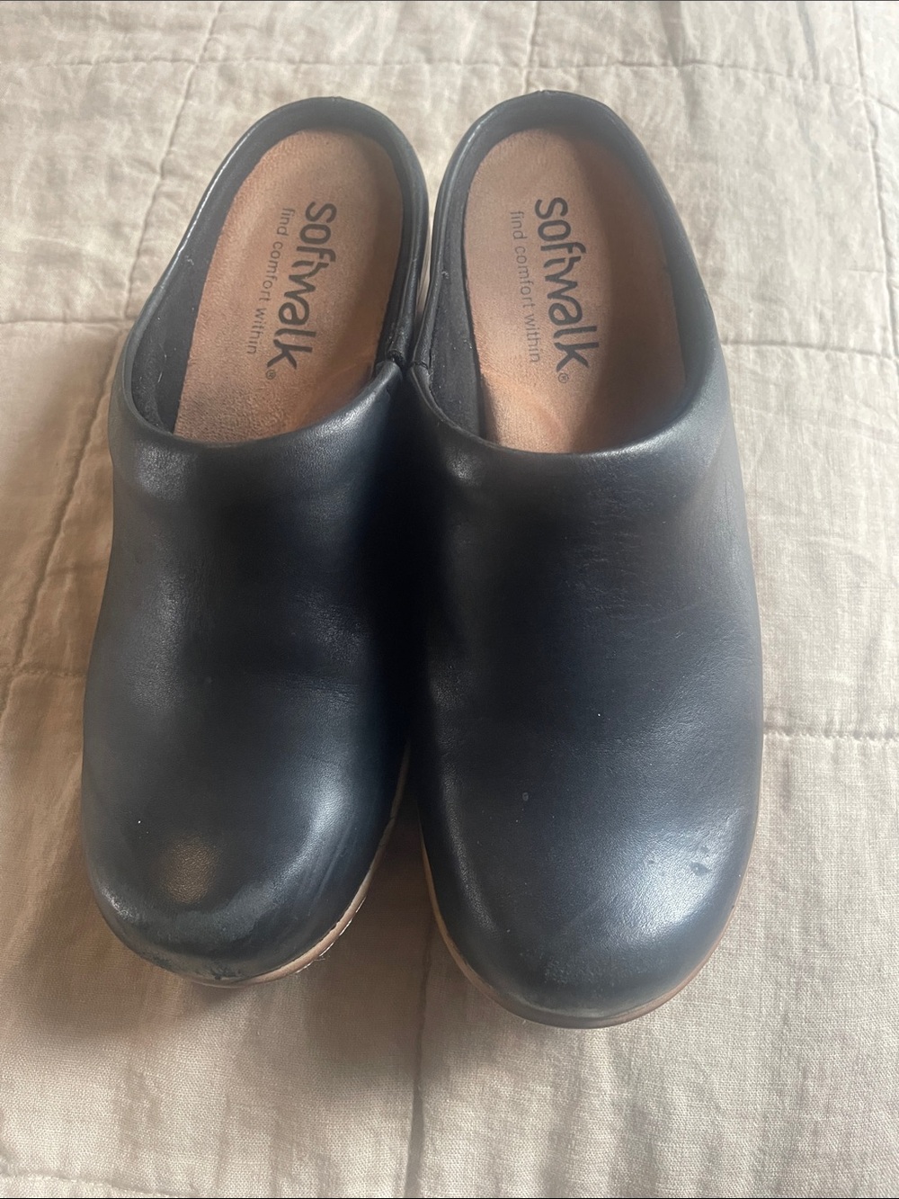 SoftWalk Black Leather Slip-On Clogs with Brown Insole